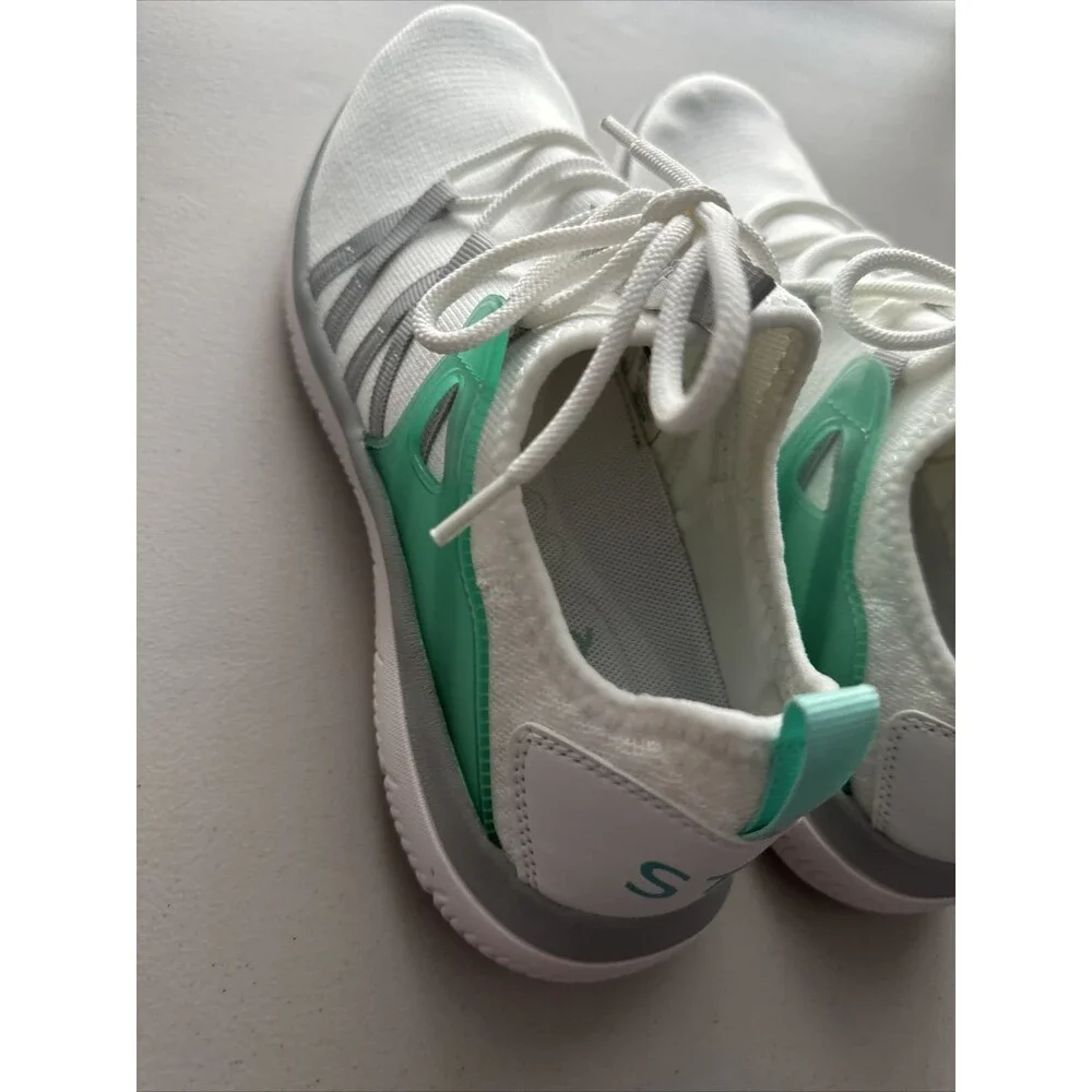 STQ White Teal Sneakers Women Walking Running Shoes Size 9 Brand New